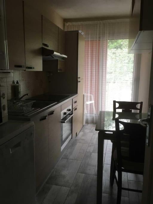 T2 de 50 m2 + balcon + parking pour 4 personnes - Appartement 1 Chambre - 9
