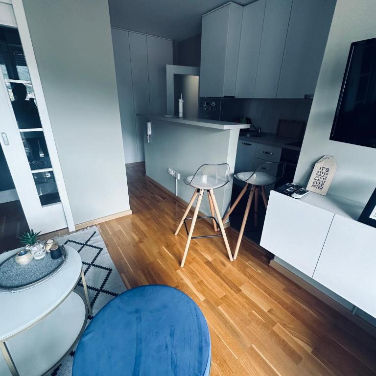 Apartment Blue Lagoon - One-Bedroom Apartment - 2