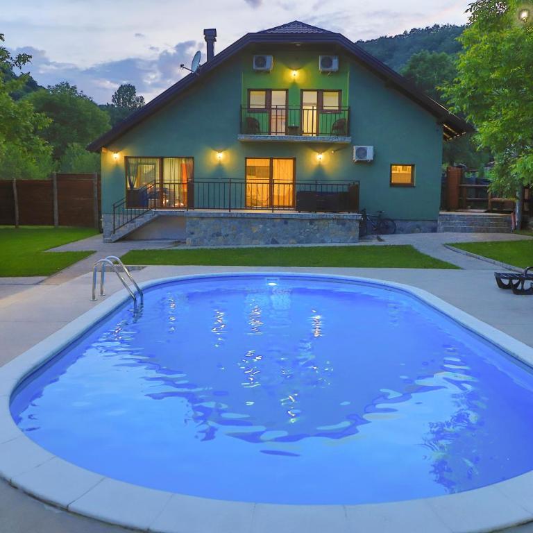 Villa Lena - Three-Bedroom Villa - 7