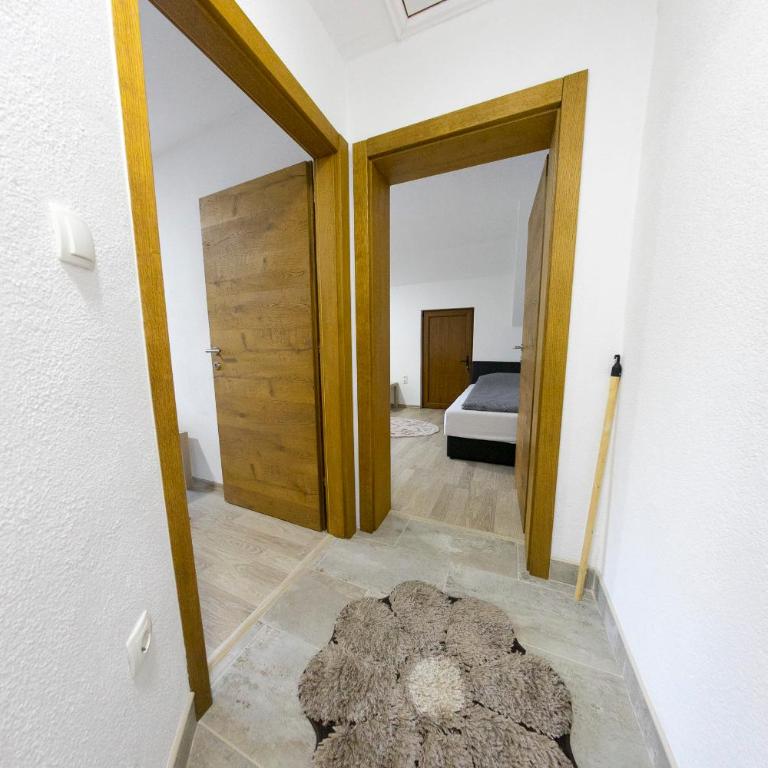 Villa Lena - Three-Bedroom Villa - 41
