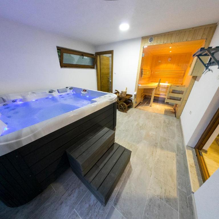 Villa Lena - Three-Bedroom Villa - 69
