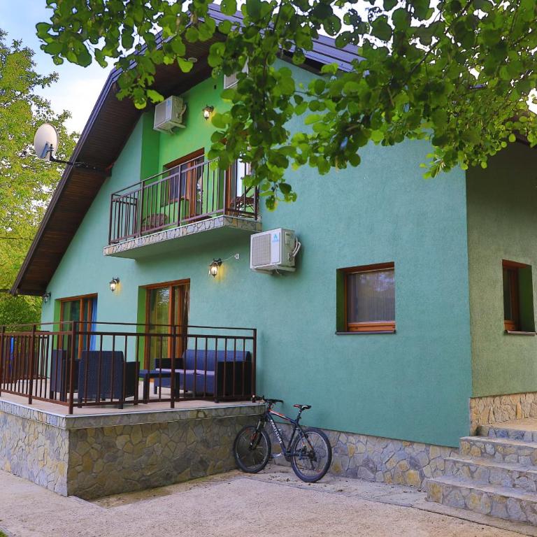 Villa Lena - Three-Bedroom Villa - 25