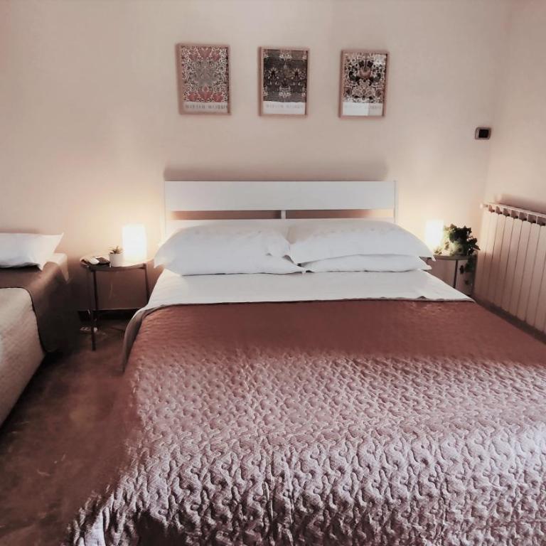 Casa Viola a 900 mt dalla Staz. Centrale - Camera Tripla con Bagno Privato - 18