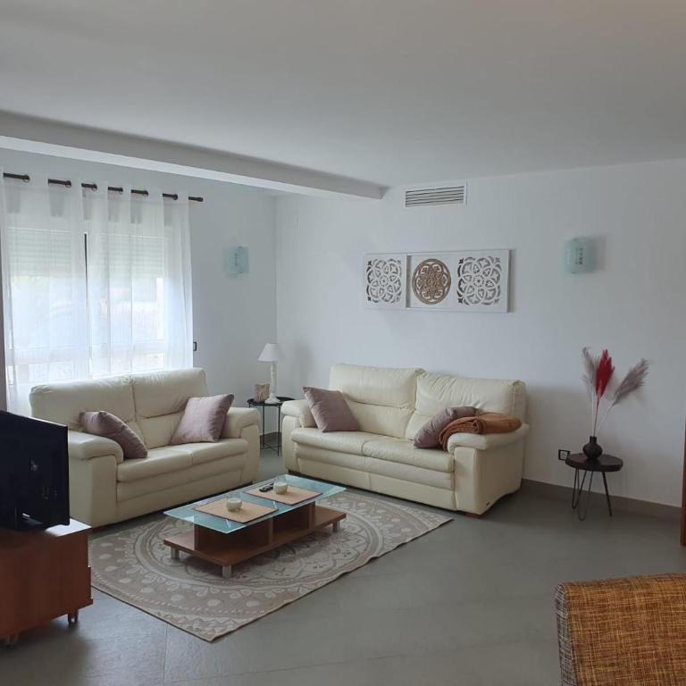 Moraira Beach 2 - Three-Bedroom Apartment - 3