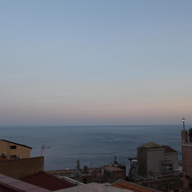 Casa Amelia - Charme in Taormina - Two-Bedroom House - 45
