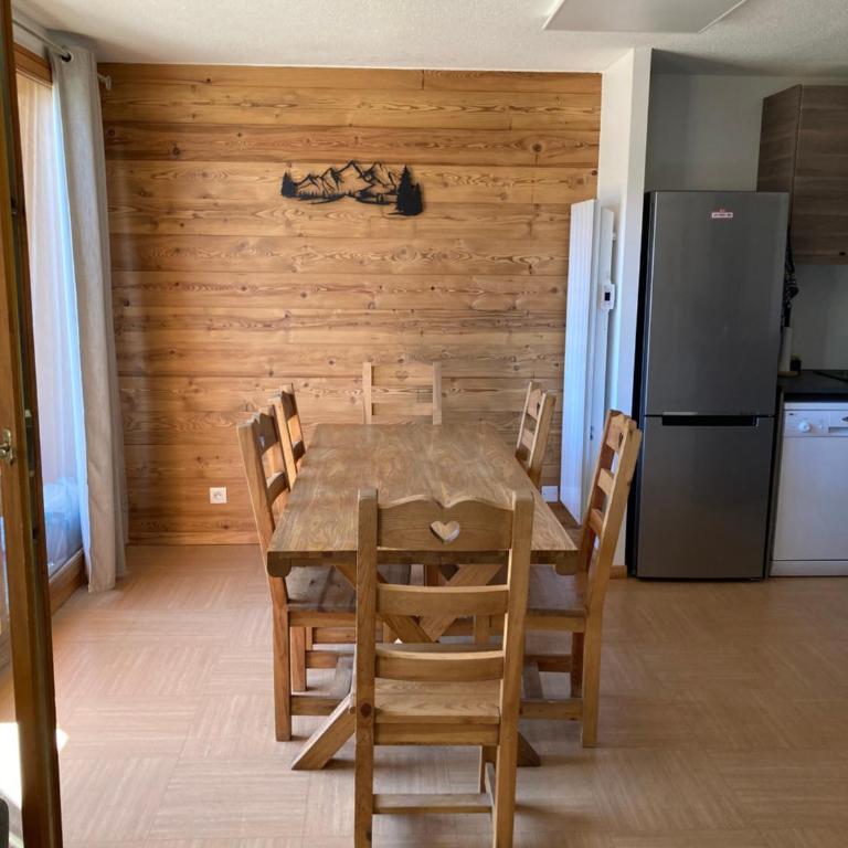 Appartement Duplex Les Orres 1800 pour 8 personnes aux pieds des pistes avec ménage et une place de parking inclus - Appartamento su 2 Livelli - 5