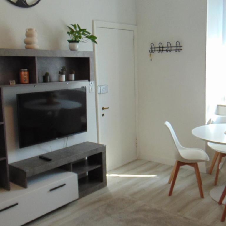 Casa Da Cri II - Appartamento con 1 Camera da Letto - 2