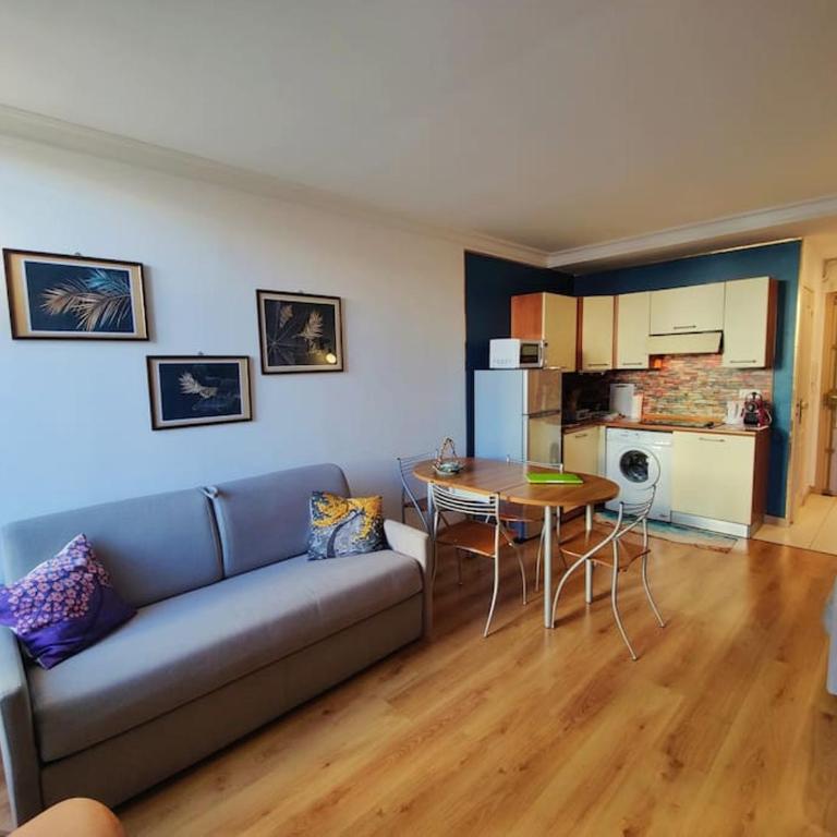 Central close to beaches and shops, up till 6 pers - Appartement 1 Chambre - 12