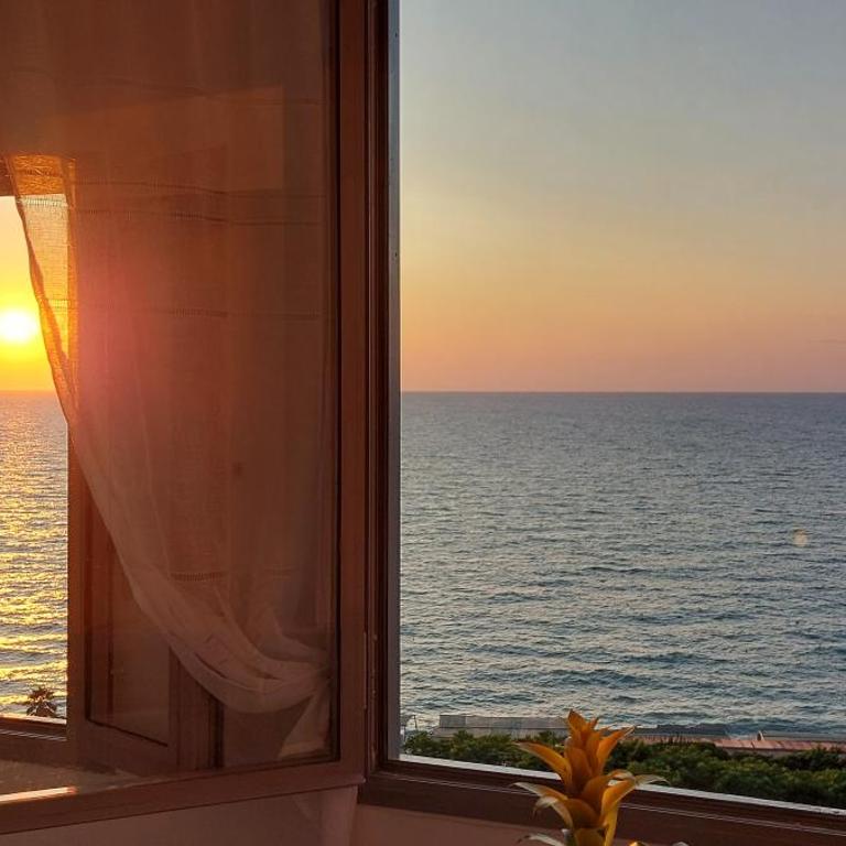 La Finestra sul Mare - Two-Bedroom Apartment - 4