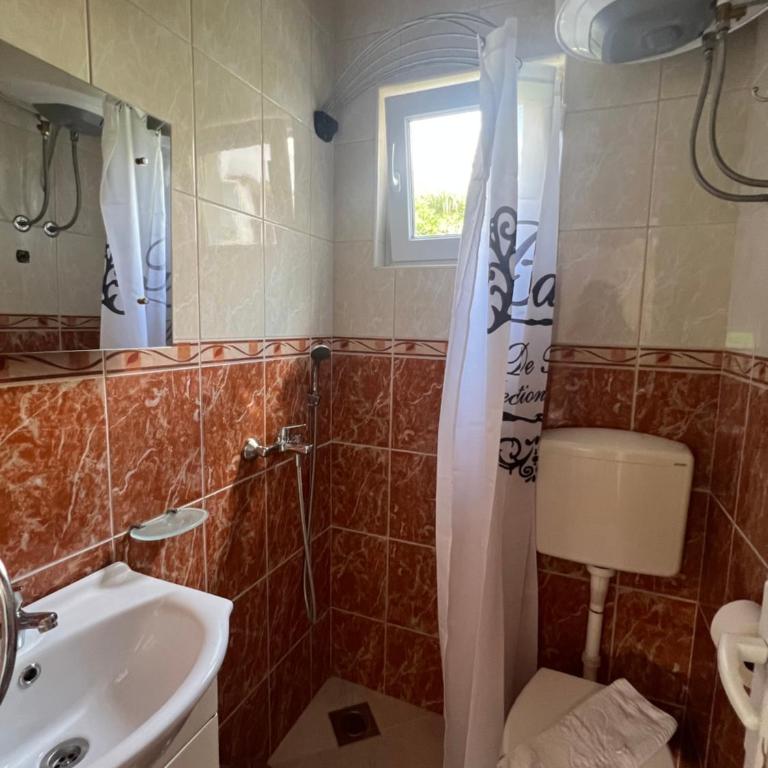 Ksenia Guesthouse Apartments and Studios - Bungalov sa Pogledom na Vrt - 3