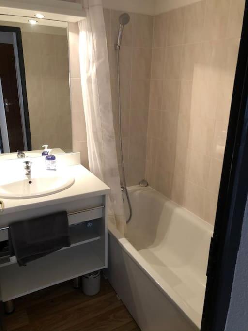 T2 Pied des pistes - Vue Écrins - Cosy & Équipé Famille - Apartamento de 1 dormitorio - 7