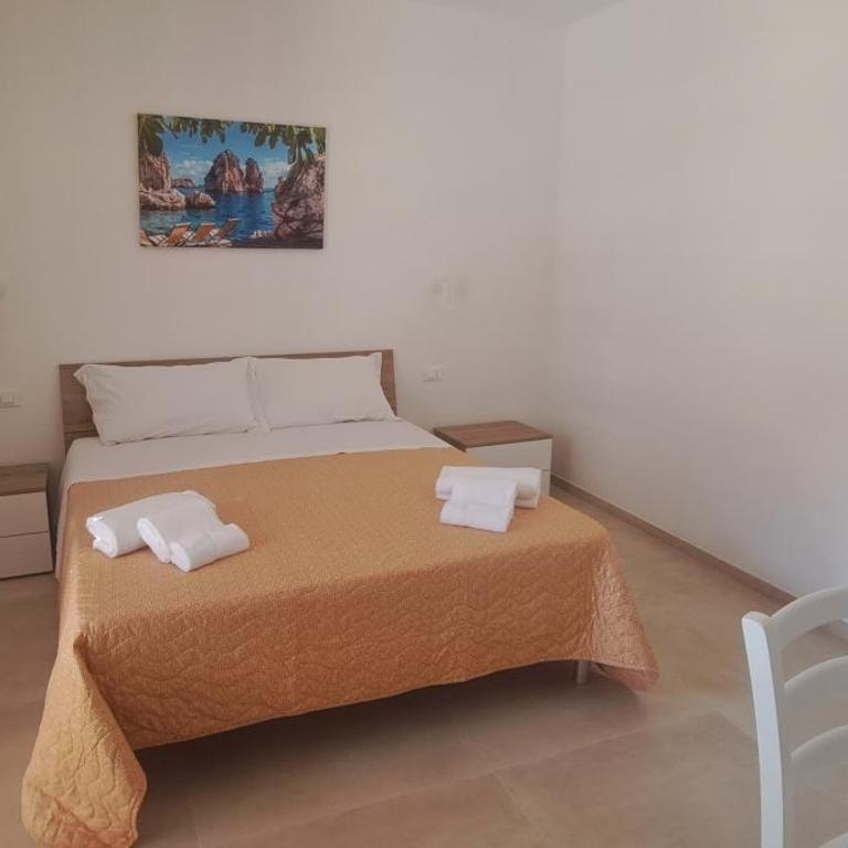 Mamma Rosa Casa Vacanze - Double Room with Balcony - 2