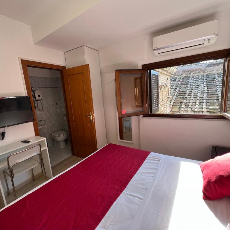Minerva Monks Inn - Small Double or Twin Room - 4