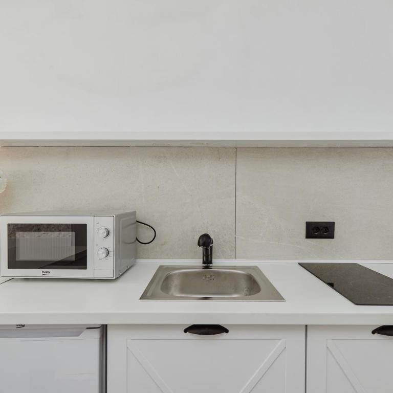 BOSA 210 Apartments - Standard Studio - 4