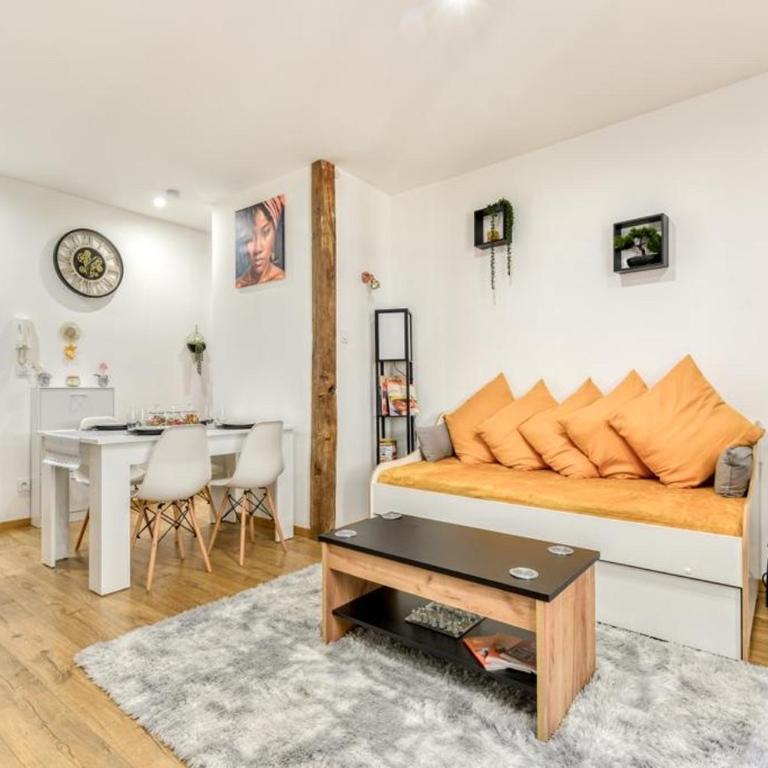 Soleil Sucré T2 Centre historique de Narbonne - Apartment mit 1 Schlafzimmer - 1