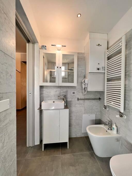 Suite Riminese with Beach Service - Appartamento con 2 Camere da Letto - 14
