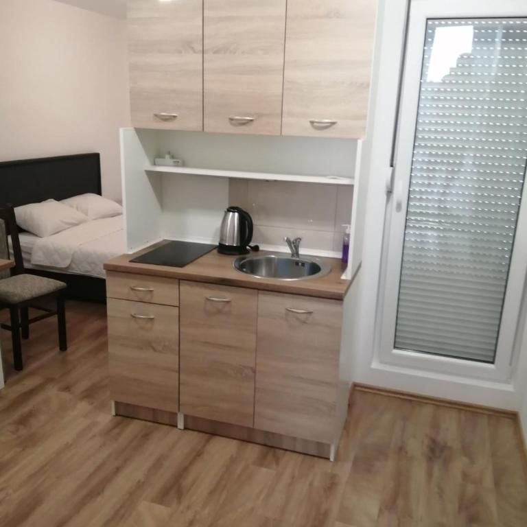 Apartments Kudra with parking - Studio Apartment - 7