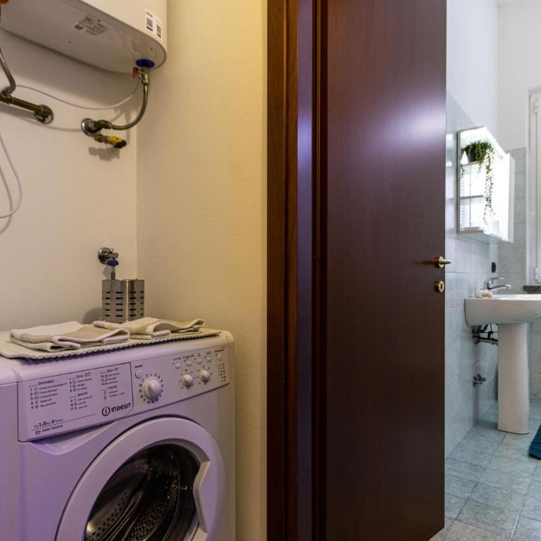 Sweet Arona - Beautiful Apartment, Free Wi-Fi - Appartamento con 1 Camera da Letto - 11