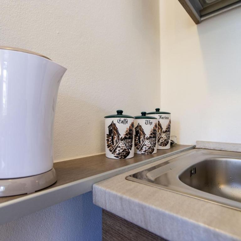 Sweet Arona - Beautiful Apartment, Free Wi-Fi - Appartamento con 1 Camera da Letto - 18