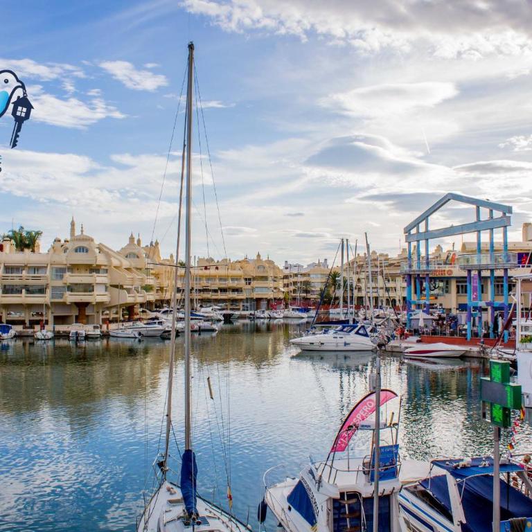 Apartment in Puerto Marina with beautiful views of the Sea and the Boats - One-Bedroom Apartment - 27