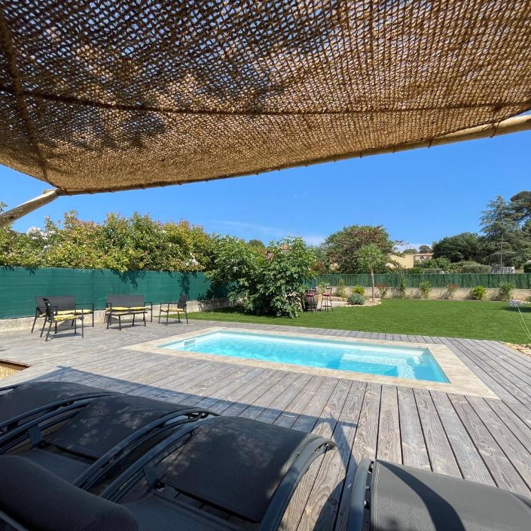 mas provençale jardin piscine - Villa 3 Chambres - 1
