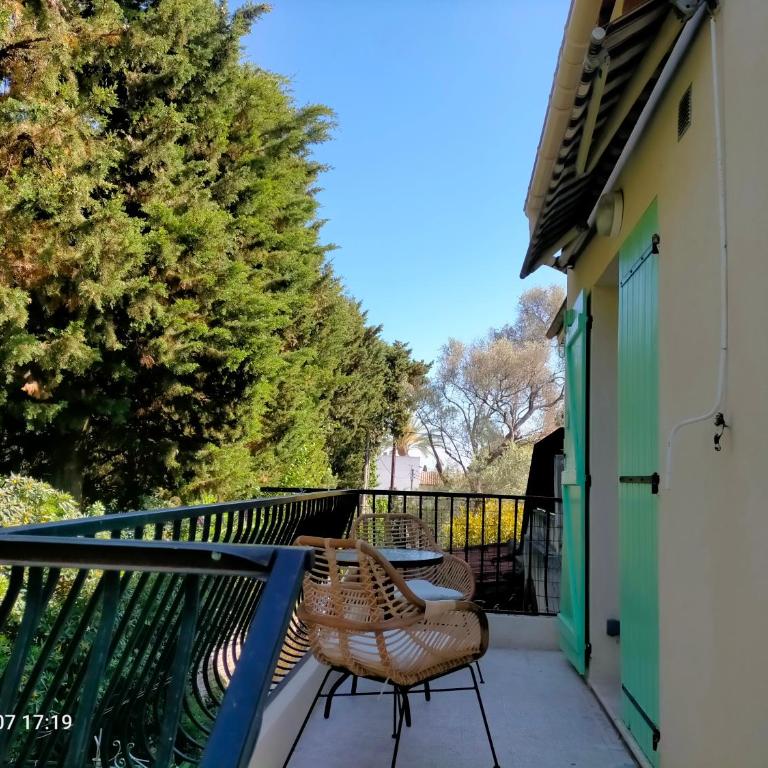 Superbe studio à Juan les pins - Studio with Balcony - 6