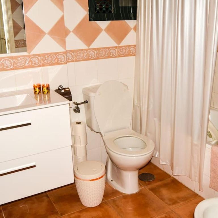 Malaga Marbella Elviria Apartment Golf - Three-Bedroom Apartment - 12