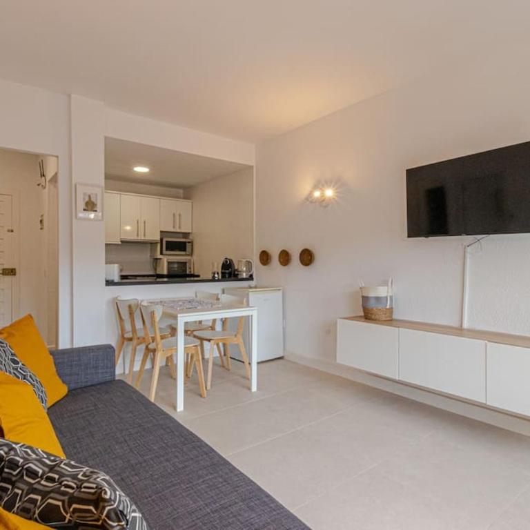 Benal beach 1BDR apartament with water park - Apartamento de 1 dormitorio - 2