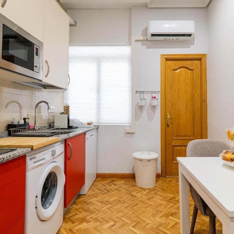 CENTRICO APARTAMENTO CON 3 BAÑOS EN PUERTA DEL SOL y ATOCHA - Superior Apartment - 17