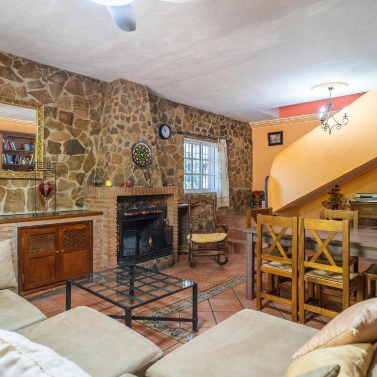 Pet Friendly Home In Ronda - Casa de Vacaciones de 6 dormitorios - 4