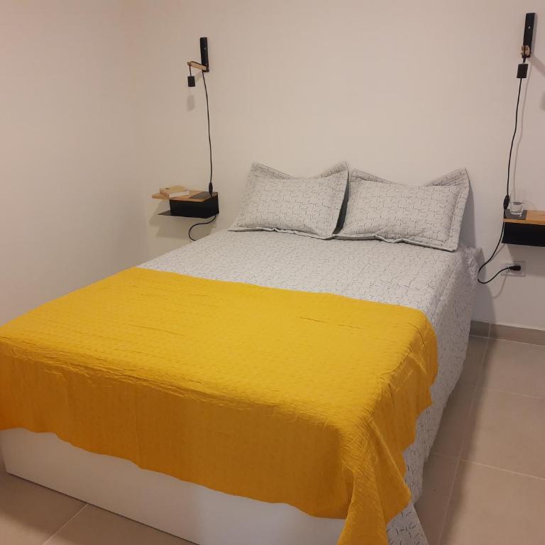 Casa a estrenar! Muy cerca de la terminal de bus - Apartamento de 1 dormitorio - 13