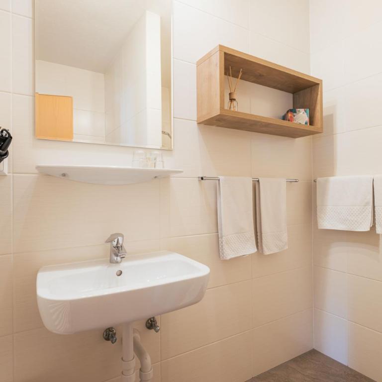 Apartments Morandell - Zimmer 8 - 9
