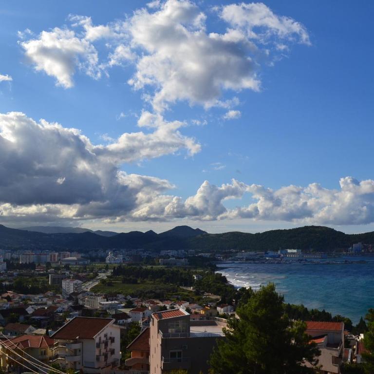 Apartments Milosevic - Apartment with Sea View - 11