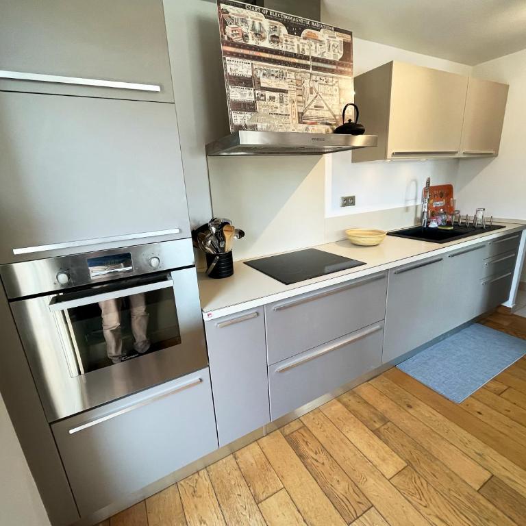 Appartement 84m² avec 2 parkings privatifs - Appartement 2 Chambres - 7
