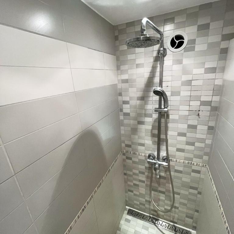 Appartement 84m² avec 2 parkings privatifs - Appartement 2 Chambres - 20