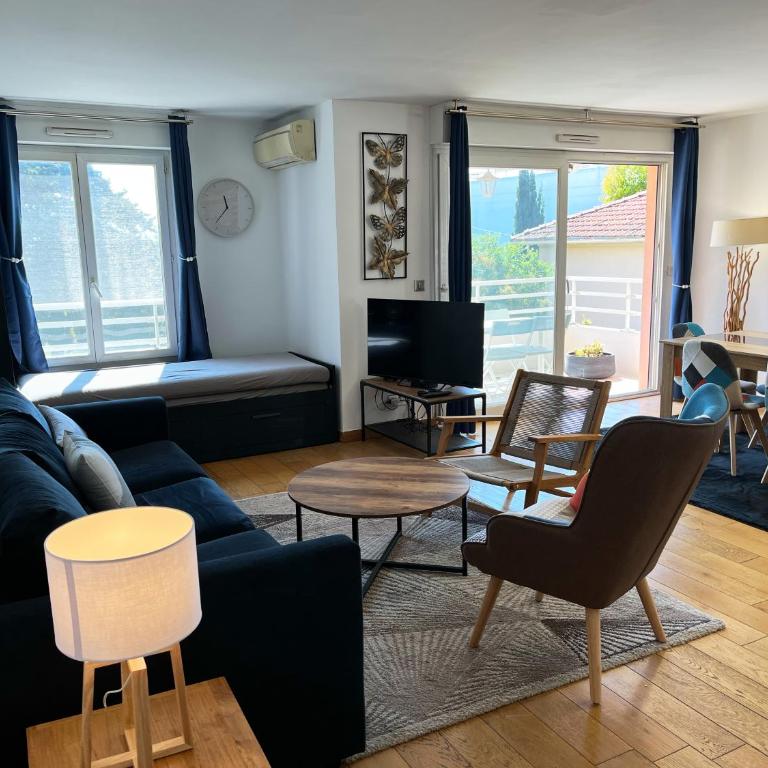 Appartement 84m² avec 2 parkings privatifs - Appartement 2 Chambres - 26