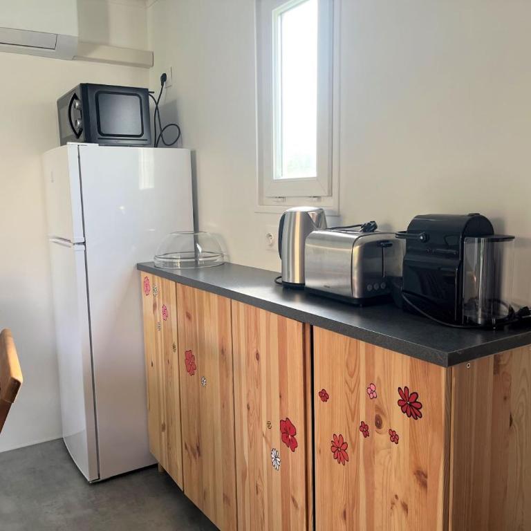 Camping La Clape Village - Chalet Supérieur - 24