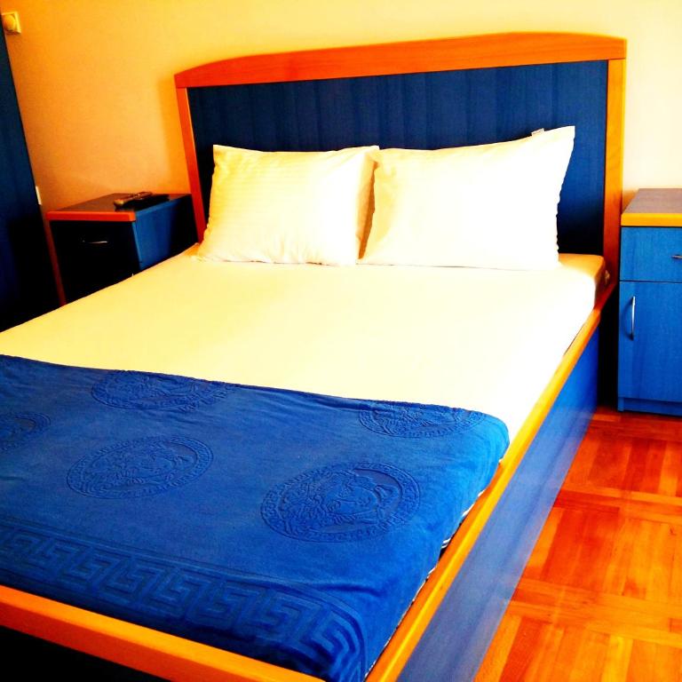 Apartments Miković - Dvokrevetna Soba sa Bračnim Krevetom - 2
