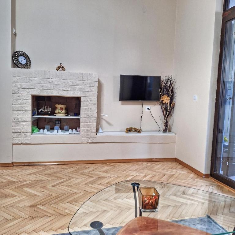 Apartman Budva - One-Bedroom Apartment - 1