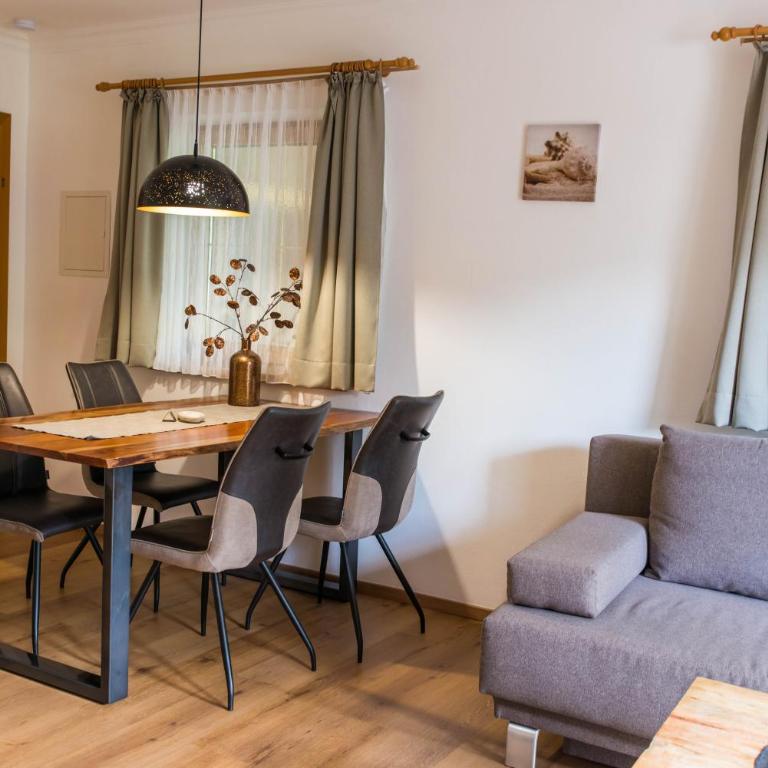 Appartements Gadenstätter - Apartment mit Balkon - 5