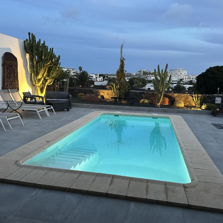 Villa Patos - Three-Bedroom Villa - 10