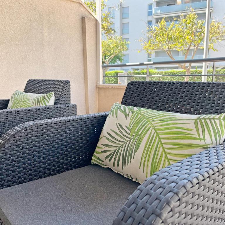 Global Vacacional, Apartamento con gran terraza en Canet - Apartamento - Planta baja - 18