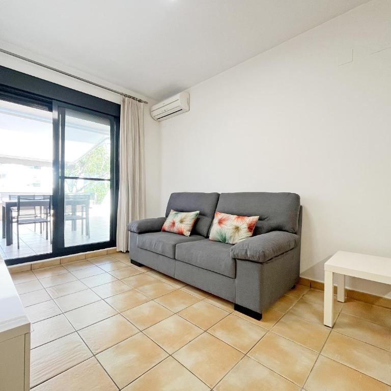 Global Vacacional, Apartamento con gran terraza en Canet - Apartamento - Planta baja - 14