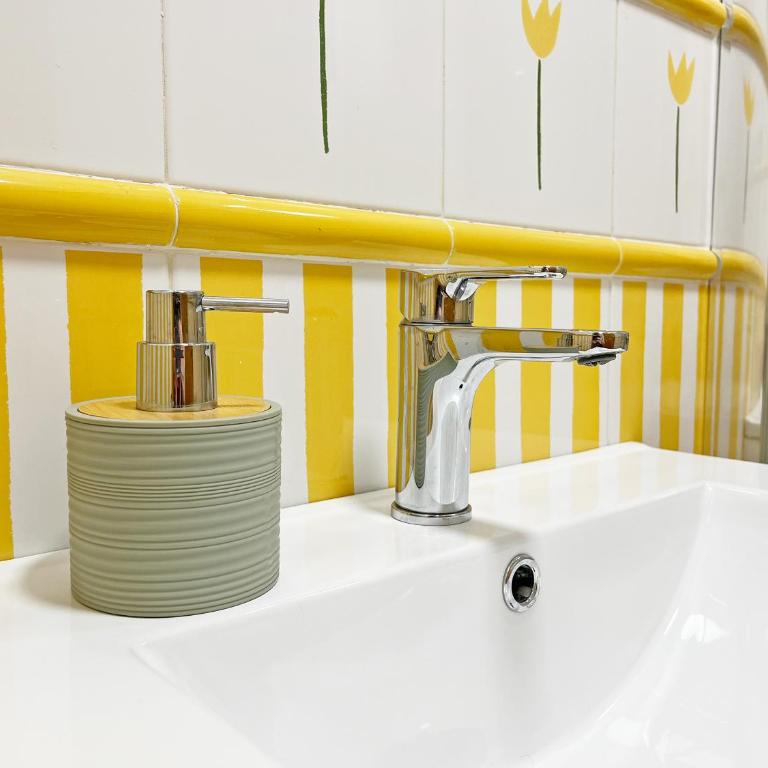 Global Vacacional, Apartamento con gran terraza en Canet - Apartamento - Planta baja - 24