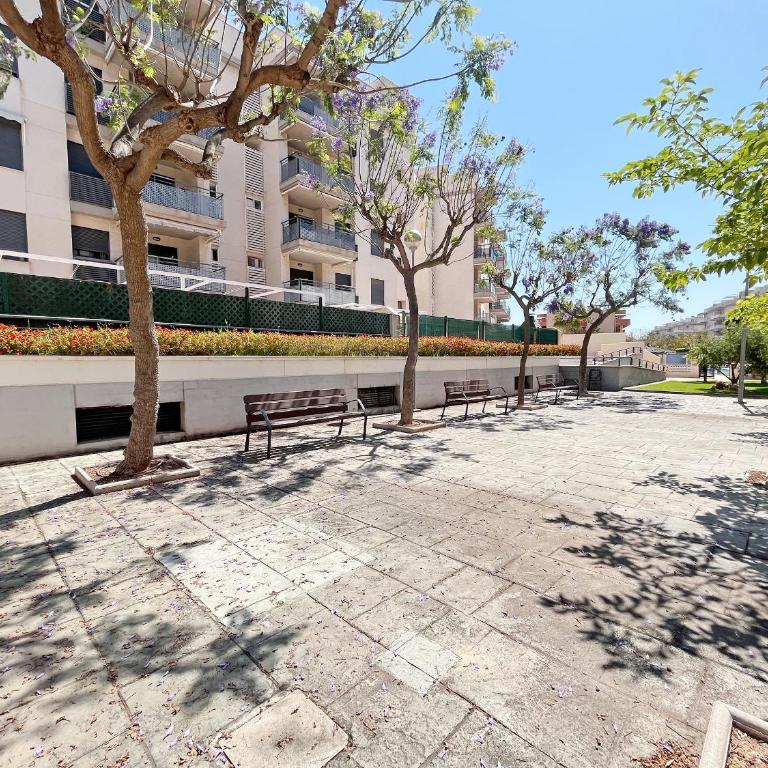 Global Vacacional, Apartamento con gran terraza en Canet - Apartamento - Planta baja - 38