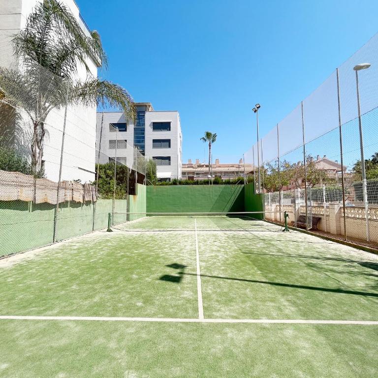 Global Vacacional, Apartamento con gran terraza en Canet - Apartamento - Planta baja - 39
