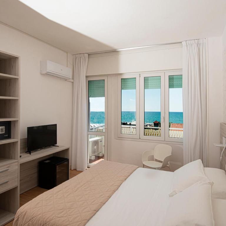 Hotel Splendid - Camera Familiare Superior - 5