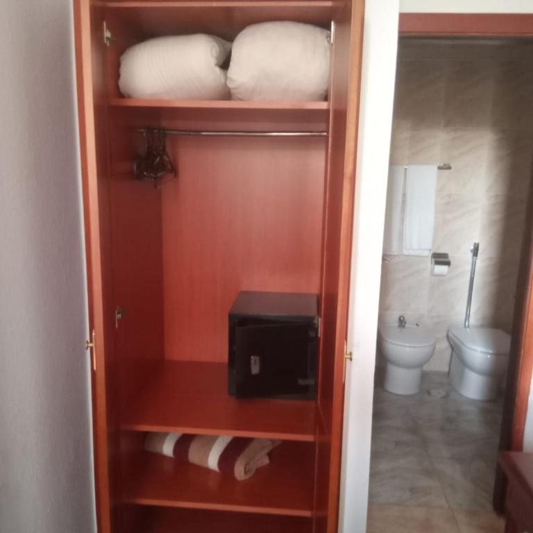 Hotel Tropical - Habitación Individual Económica - 9