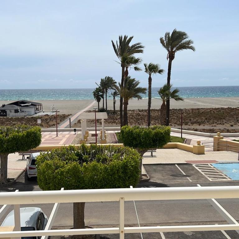 Dúplex en primera linea de playa - Apartamento de 3 dormitorios - 2
