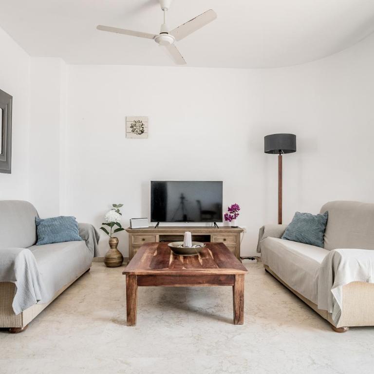 2 bedroom apt close to the sea - Apartment with Garden View - 3